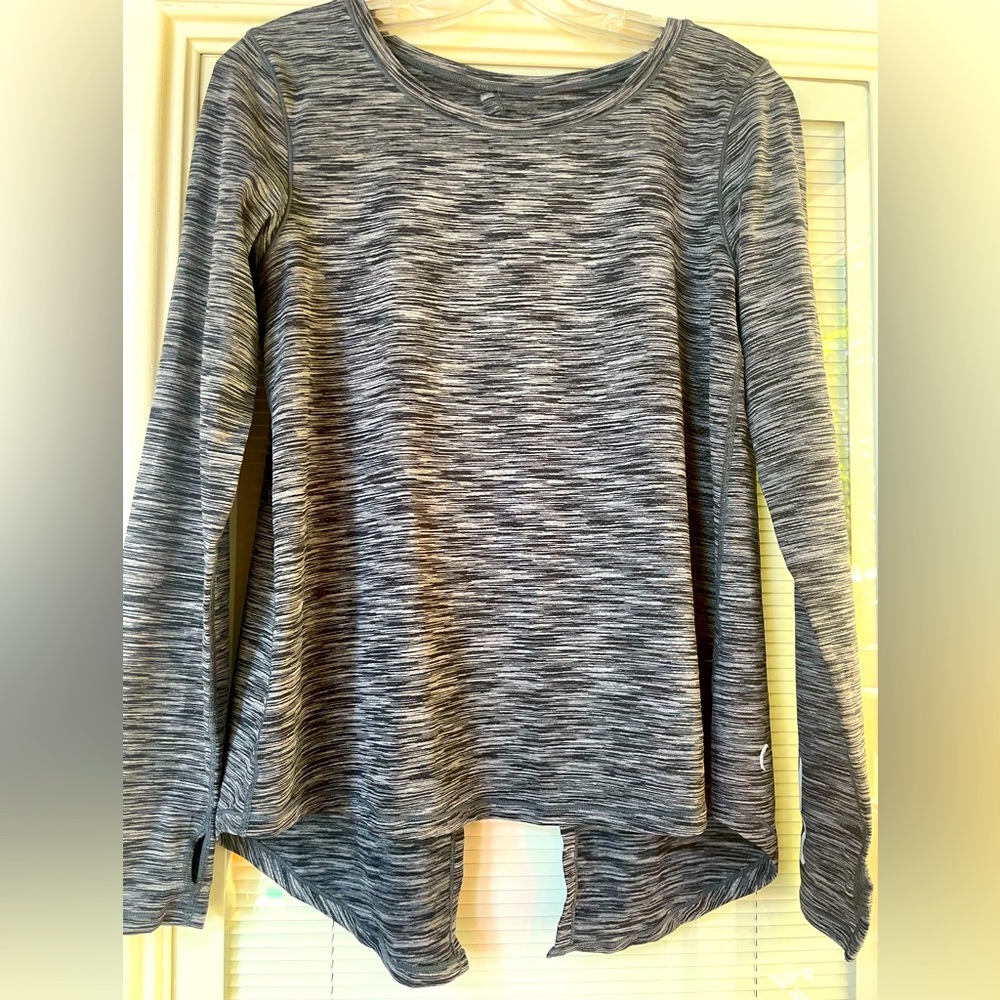 NWOT Zyia Charcoal Split Back Long Sleeve T